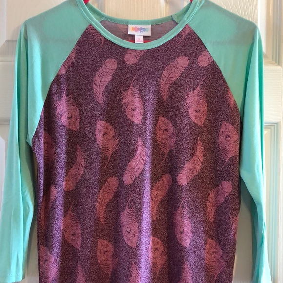 Small LulaRoe Randy Top - Picture 2 of 6
